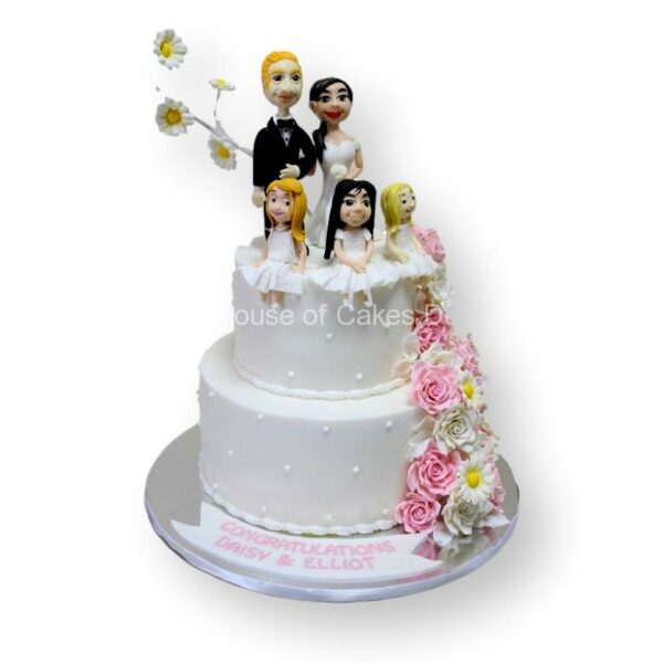 Wedding cake with all family