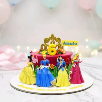 Disney Princesses cake 16