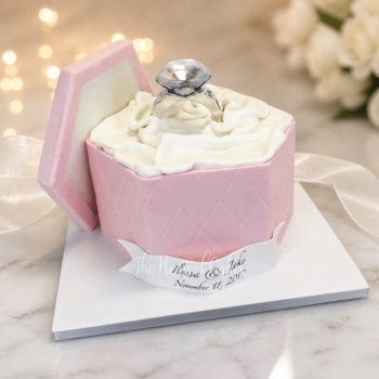 Engagement Ring Cake in Dubai