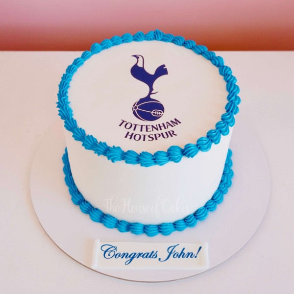 Tottenham hotspur cake