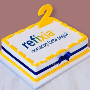Company logo cake