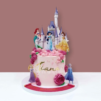 Disney Princesses Cake