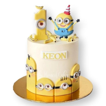 Minions Cake
