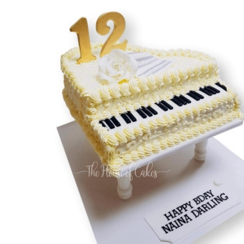 Piano Cake