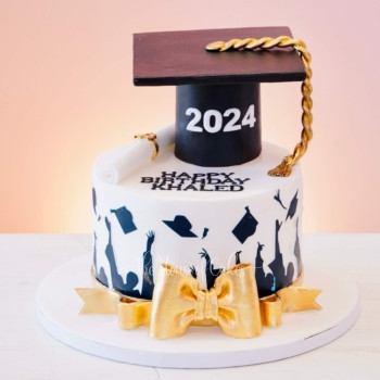 graduation cake