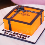 Hermès Box Cake
