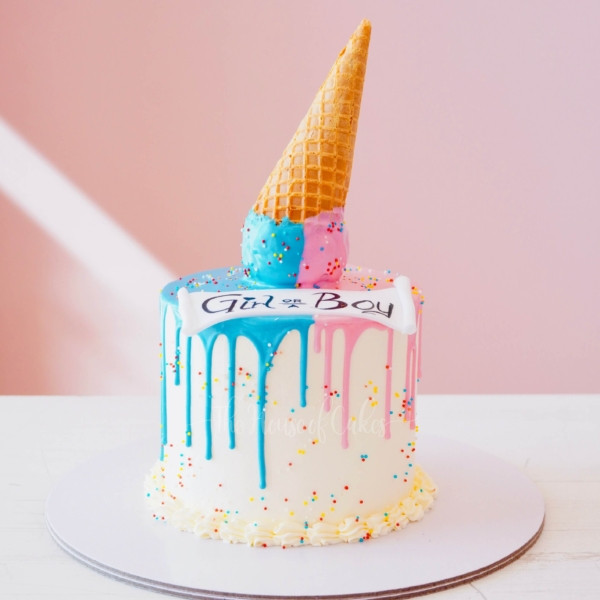 gender reveal cake