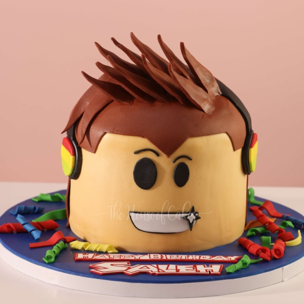 Roblox Cake in Dubai