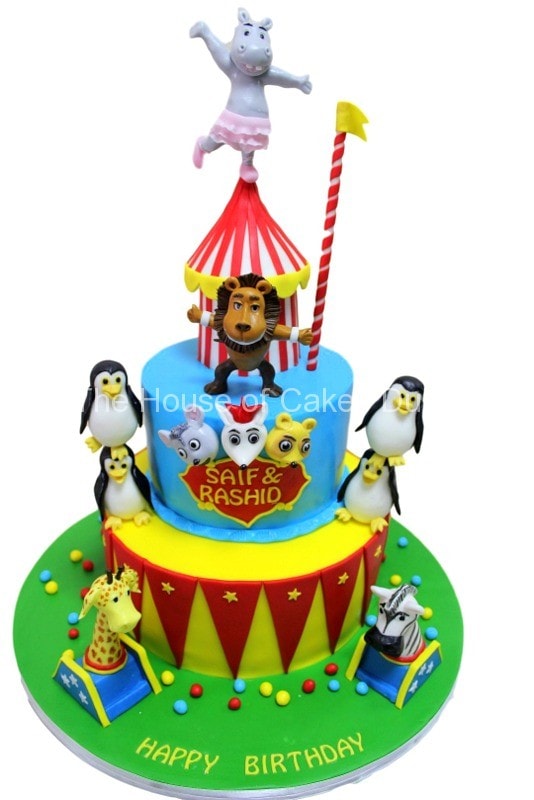 Circus cake with animals