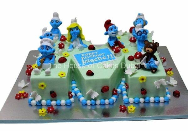 Smurfs cake 3