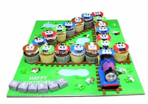 4th birthday Thomas Tank cupcakes