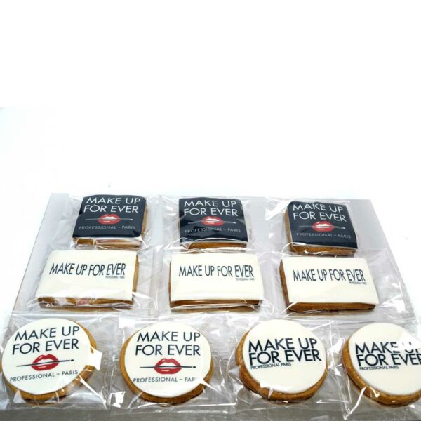 Cookies with company logo 2