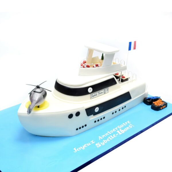 Yacht cake 3
