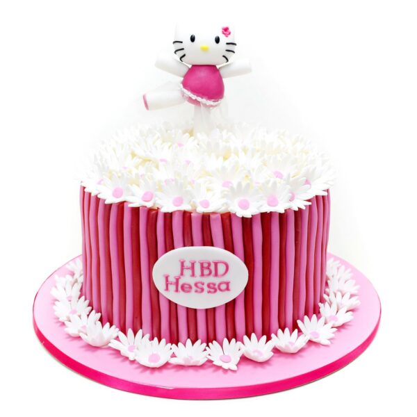 Hello Kitty Cake 11