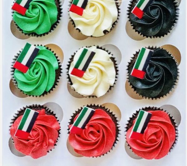 Cupcakes with UAE flag