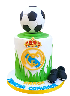 Real Madrid cake 7