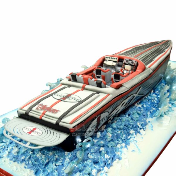 3D Speed yacht shaped cake