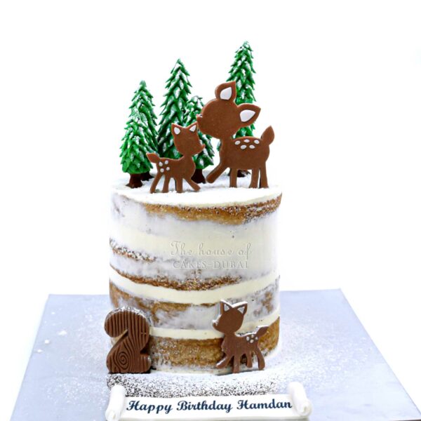 Winter in the forest cake with deers
