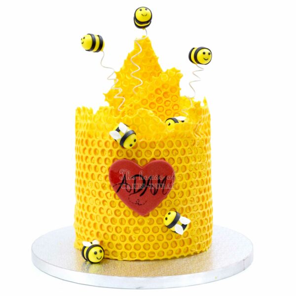 Bees and honeycomb cake