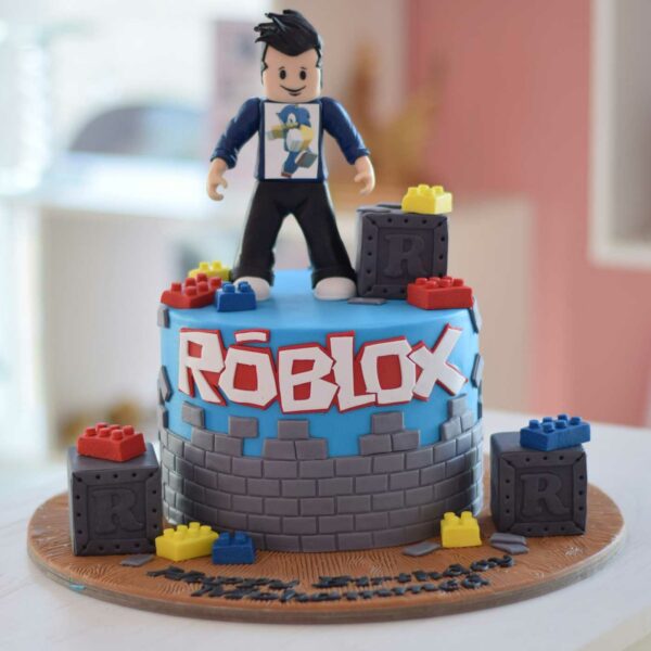 Roblox Cake 9