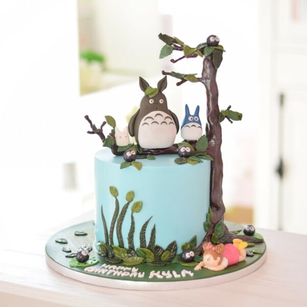 My Neighbour Totoro Cake