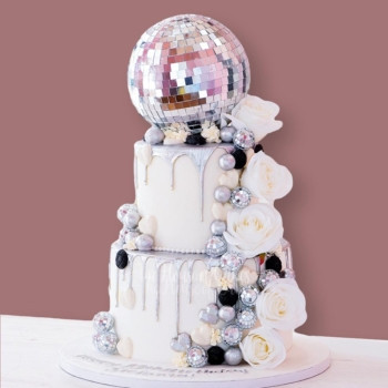 cakr with disco balls