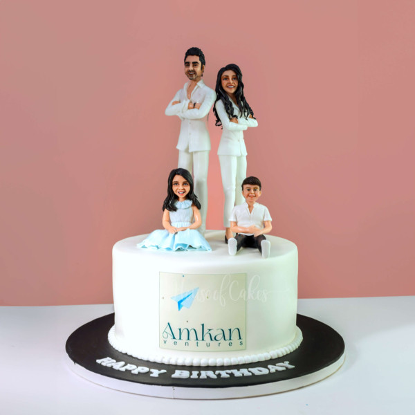 Power Woman and Family Cake in Dubai