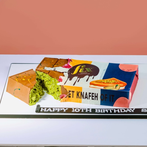 realistic fix dubai chocolate cake