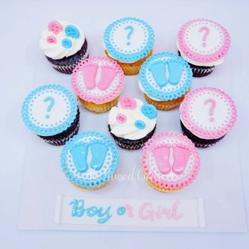 gender reveal cupcakes