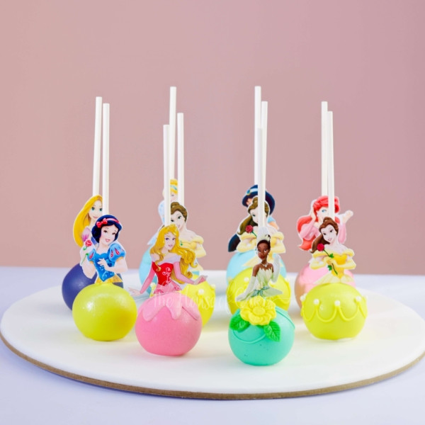 Disney Princesses cake pops
