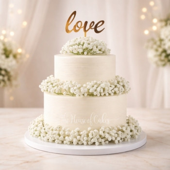 Delicate wedding cake