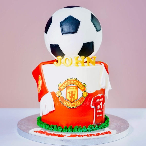 decadent Manchester united cake