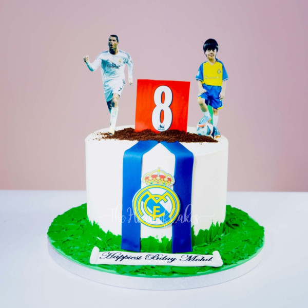 Amazing cake with Ronaldo and boy's photo