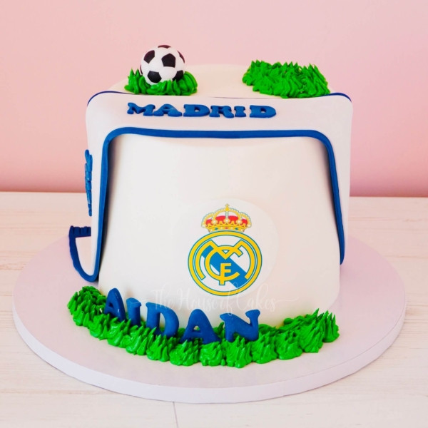 real madrid glory cake