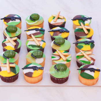 Army cupcakes