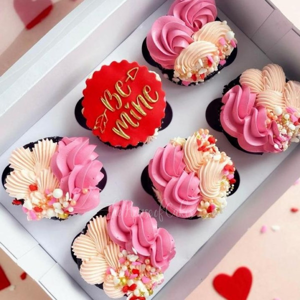 be mine valentines day cupcakes