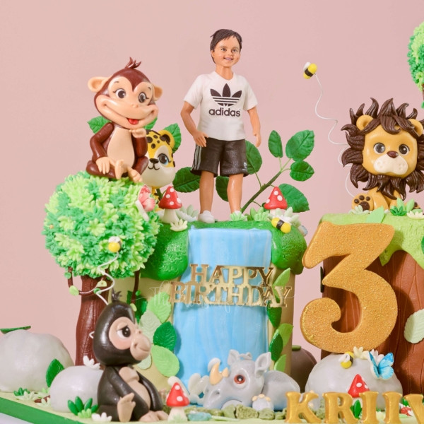 Epic Jungle Animals Theme Cake