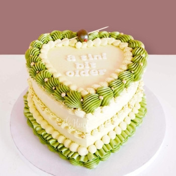 green heart cake