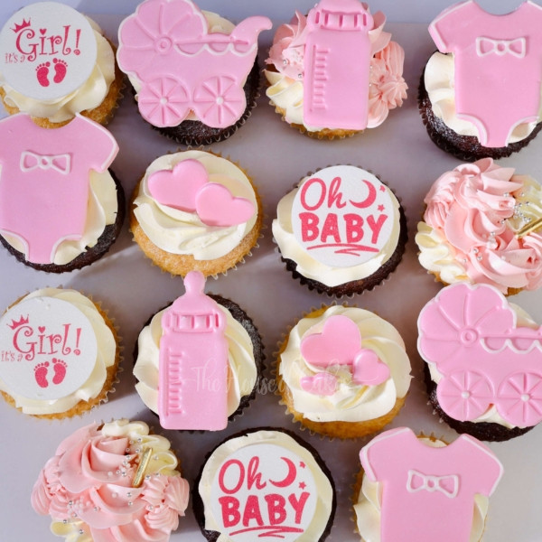 its a girl baby cupcakes
