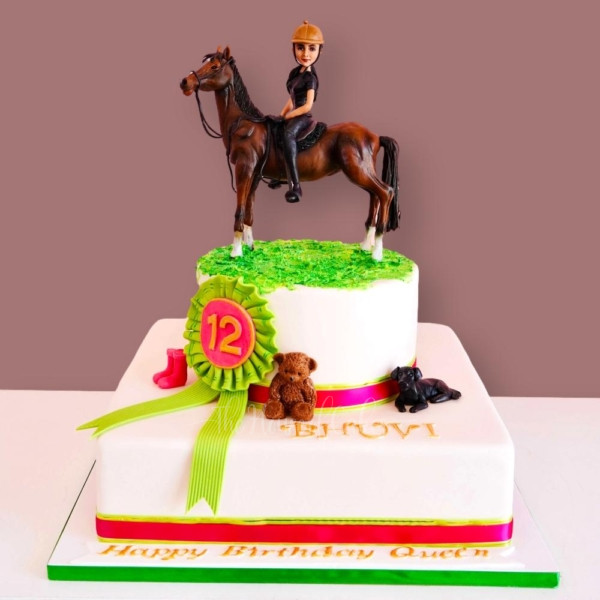 Queen of the Saddle Cake