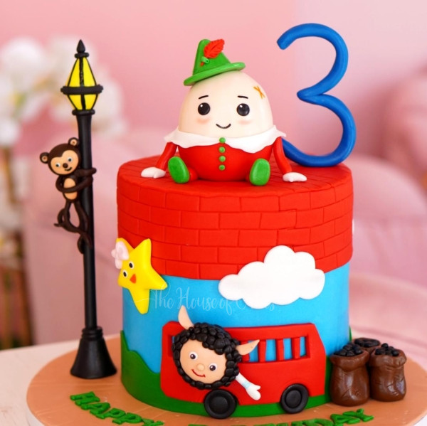 Enchanted Humpty Dumpty Cake in Dubai
