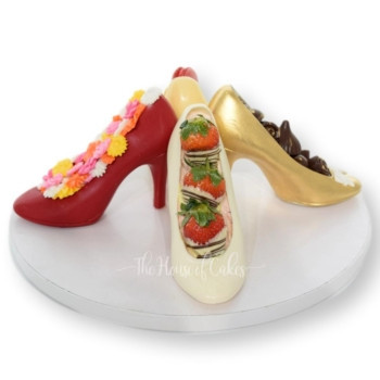 Set of 4 Chocolate Shoe Cakes in Dubai