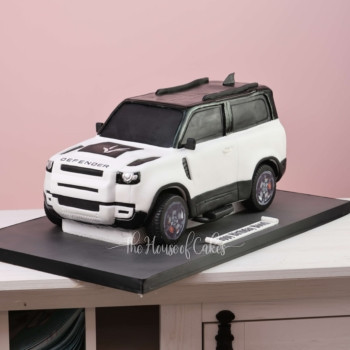 Land Legend Defender Cake in Dubai