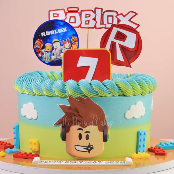 Roblox Legends Celebration Cake